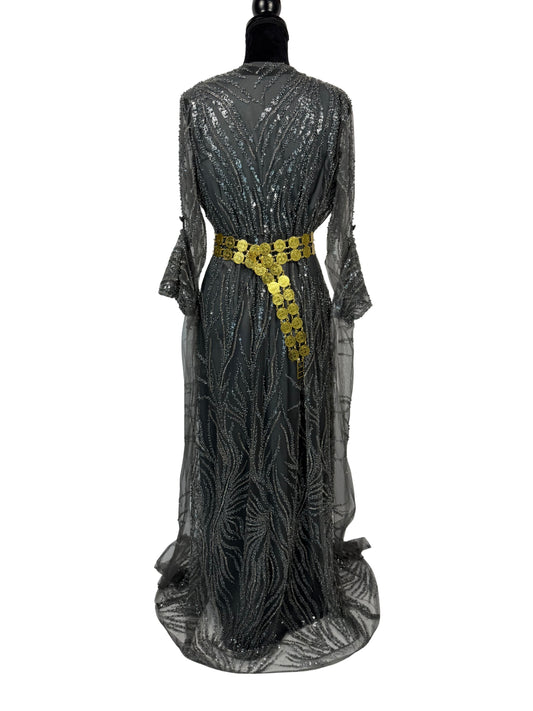 Jilenpiroz Kevir – achterkant met lange pasvorm en verstelbaar koorddetail