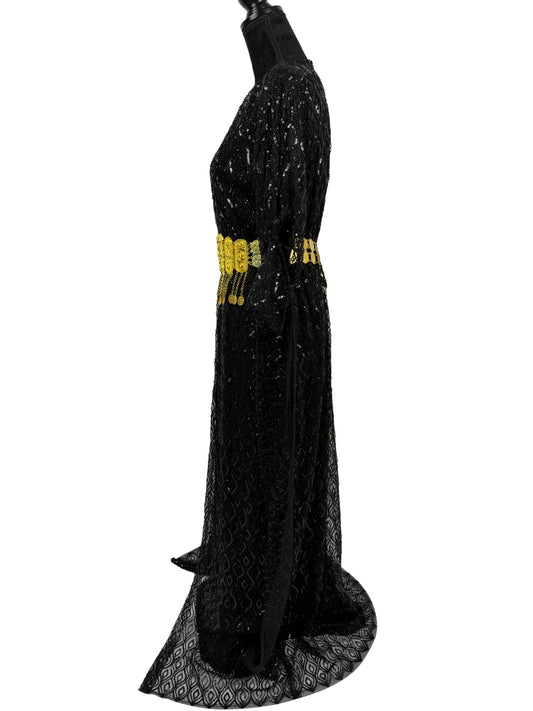 Jilenpiroz Komir zwarte Koerdische feestjurk met mouwen en overlay – zijkant