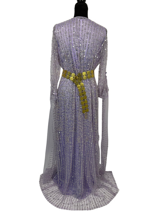 Jilenpiroz Milave lila Koerdische feestjurk met elegante pasvorm – achterkant