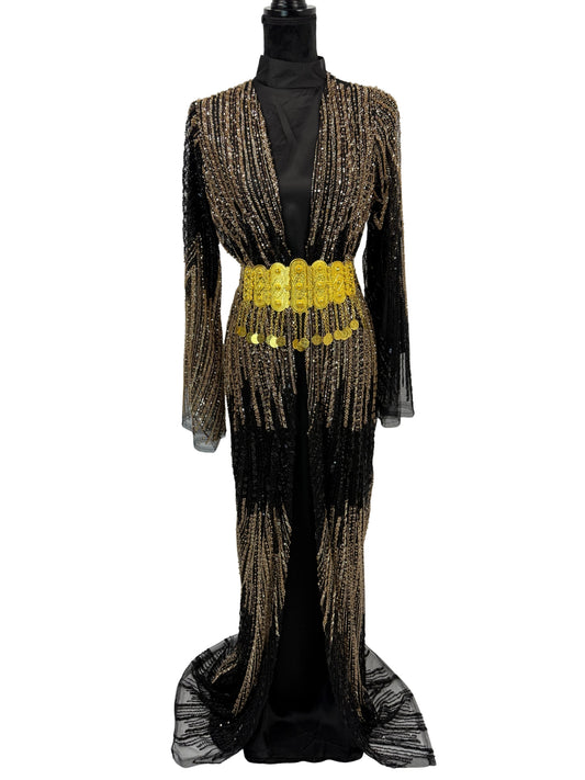 Jilenpiroz Reszer zwarte Koerdische feestjurk met goudkleurige details 