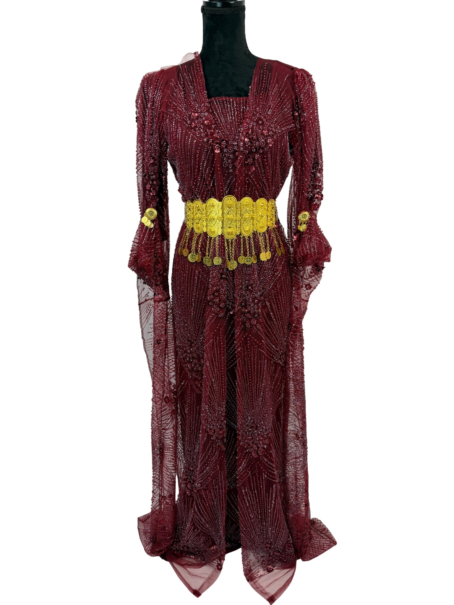 Jilenpiroz Xizil bordeaux Koerdische feestjurk met kralen – voorkant